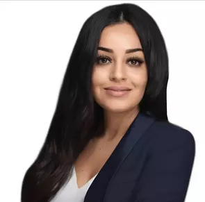 Andrea Flores, Montreal, Real Estate Agent